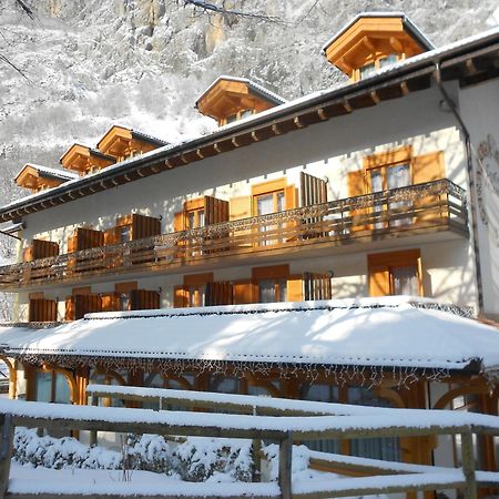 Garni Lago Nembia San Lorenzo Dorsino Eksteriør billede
