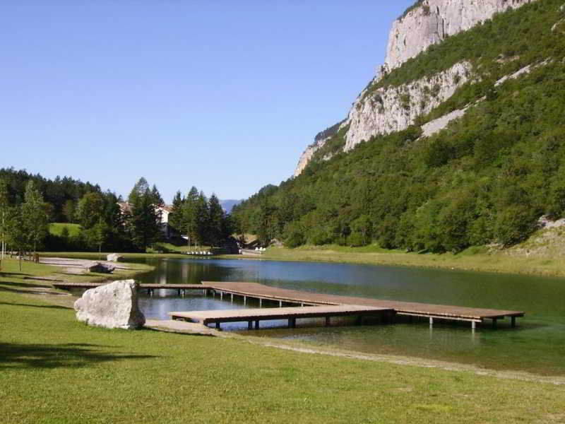 Garni Lago Nembia San Lorenzo Dorsino Eksteriør billede